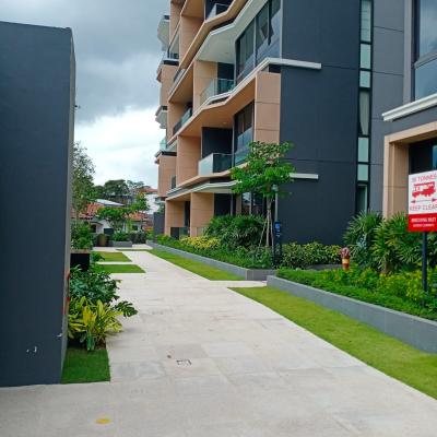 10 Peak Residence